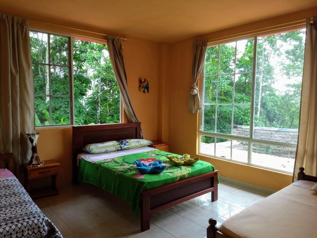 Hostal Tena Naui Экстерьер фото