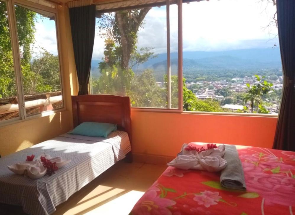 Hostal Tena Naui Экстерьер фото