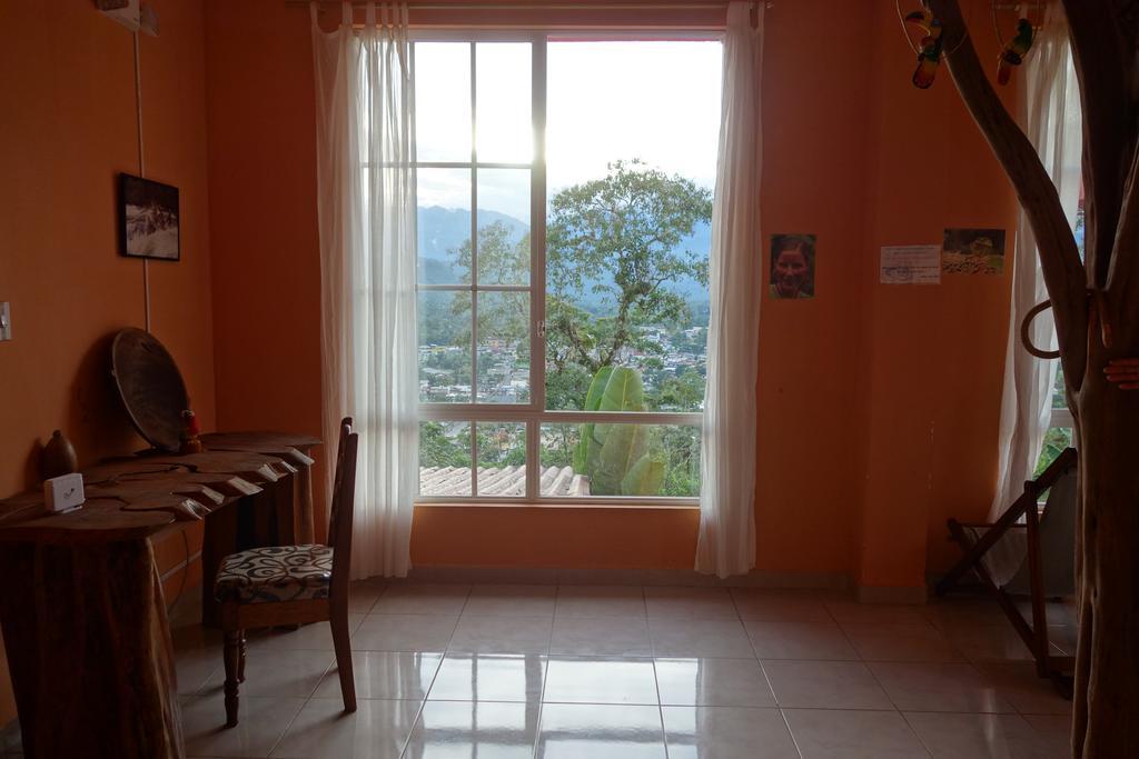Hostal Tena Naui Экстерьер фото