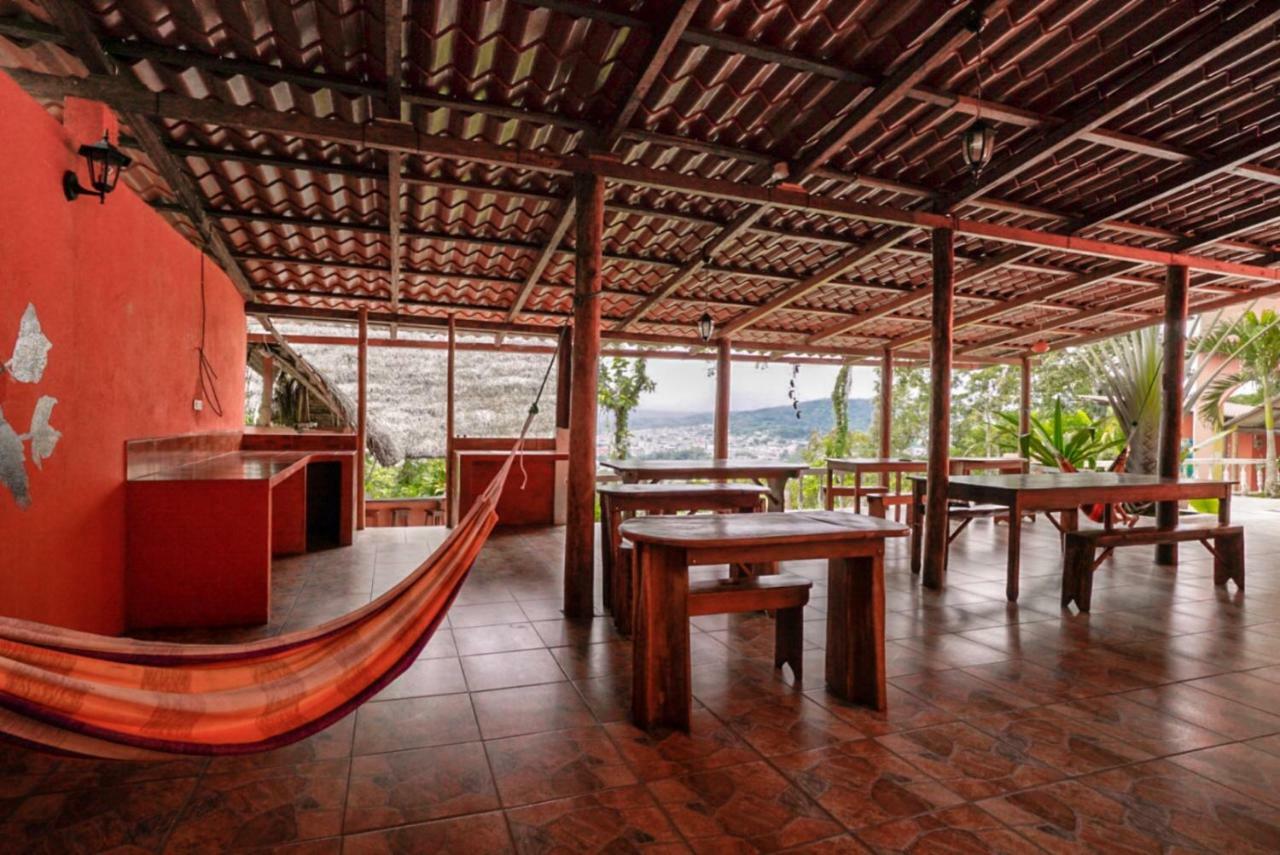 Hostal Tena Naui Экстерьер фото