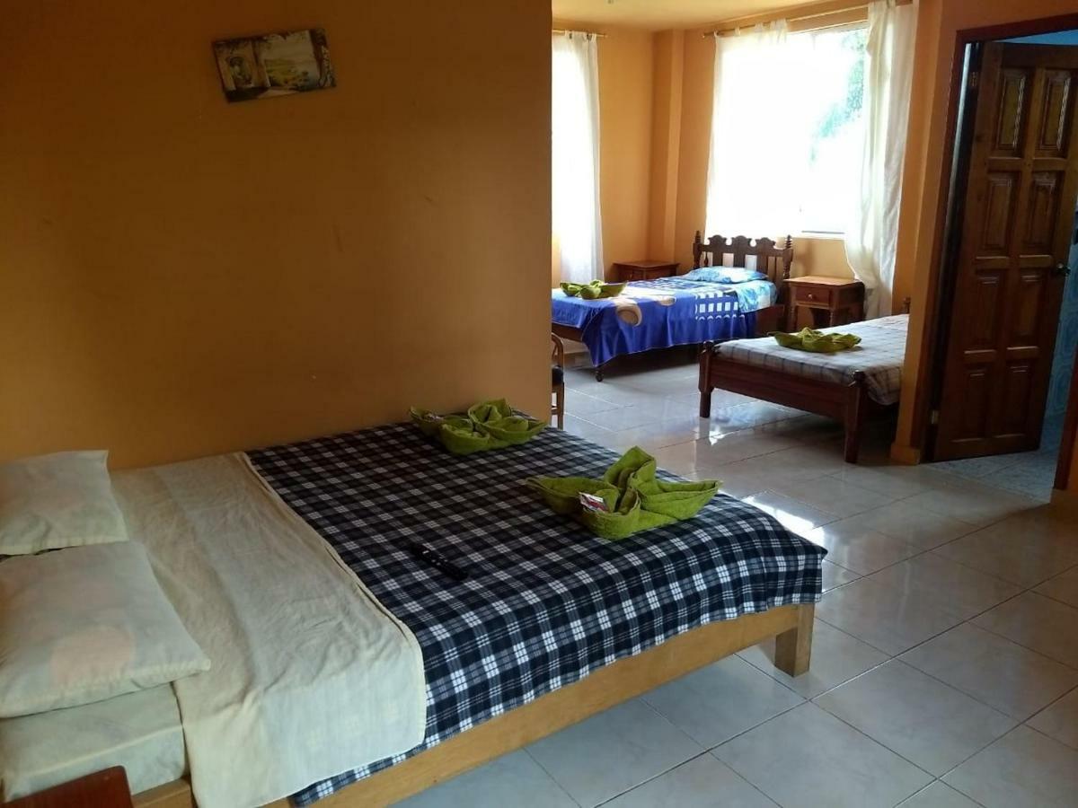 Hostal Tena Naui Экстерьер фото